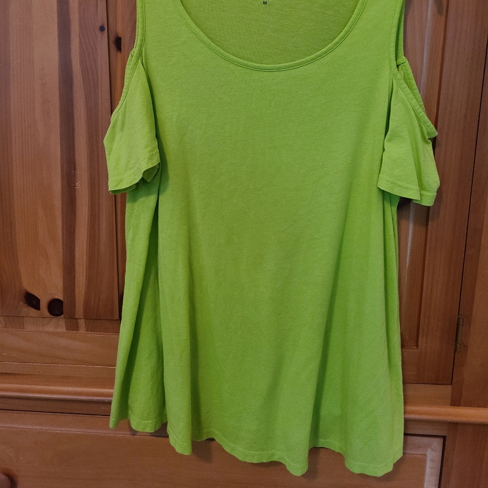 Women shirt